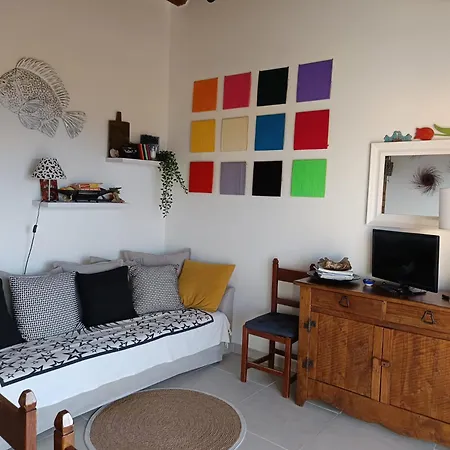 Baja Sardinia 度假居 巴哈撒丁岛