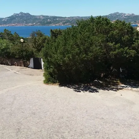 Baja Sardinia 度假居