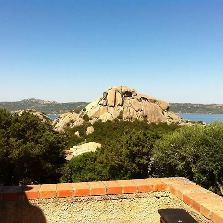 Baja Sardinia Dom wakacyjny *
